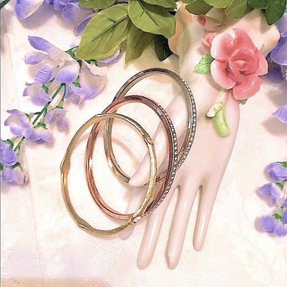 ⭐️NWOT (3) Express Rhinestone Bangles (OS)⭐️ - Picture 2 of 7